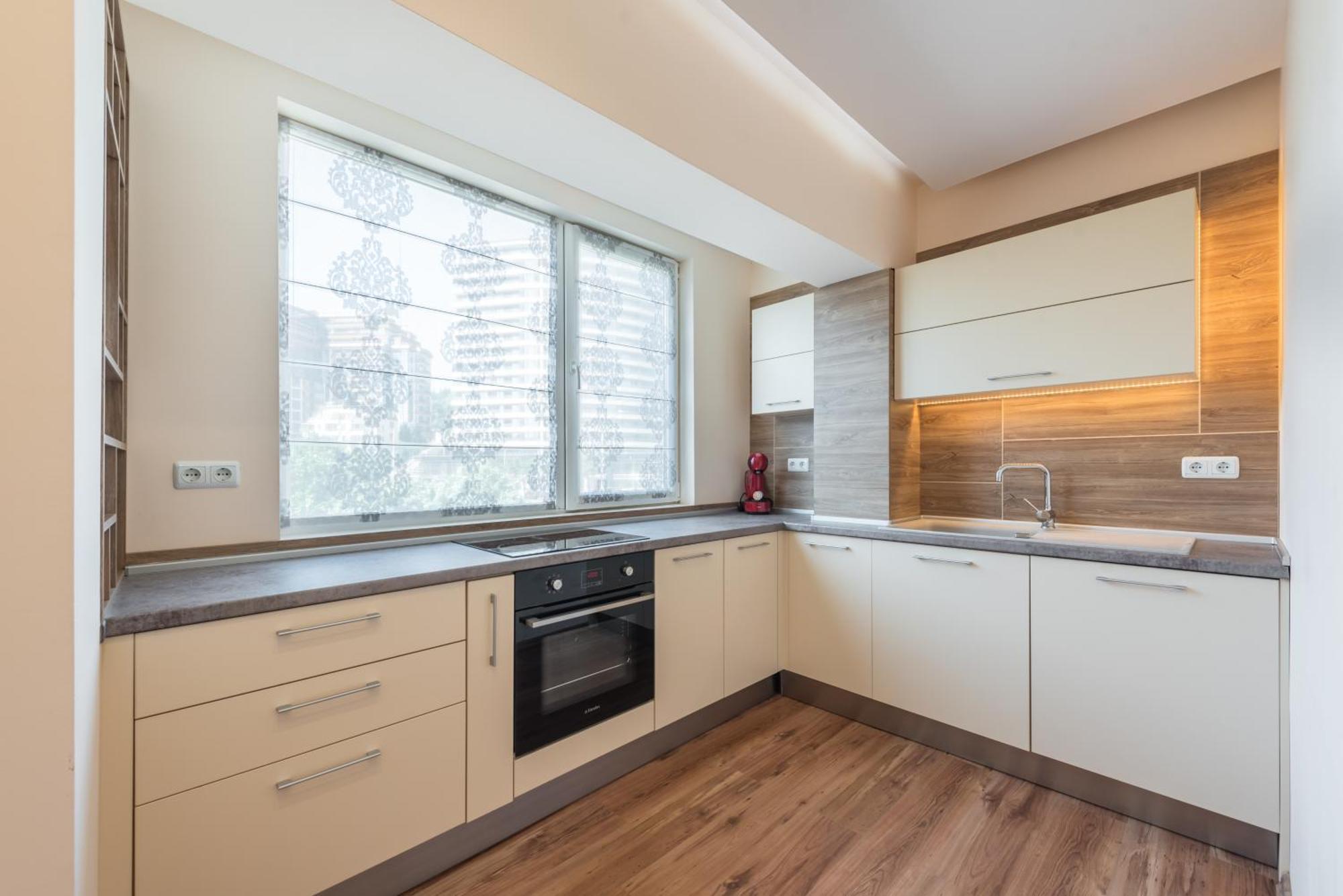 Private In Chayka Near The Sea Garden Apartament Varna