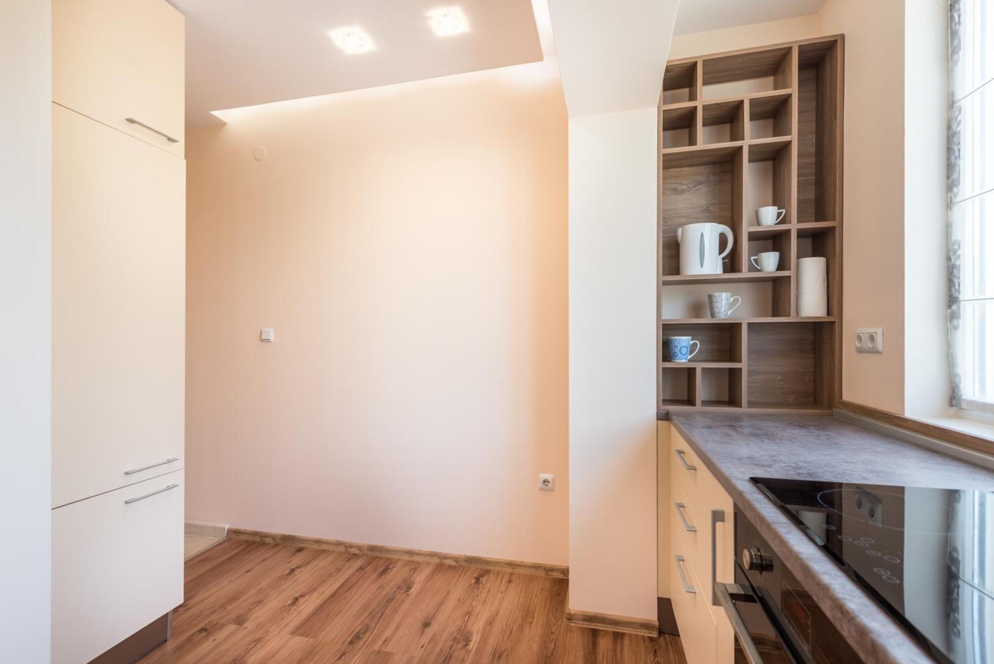 Private In Chayka Near The Sea Garden Apartament Varna